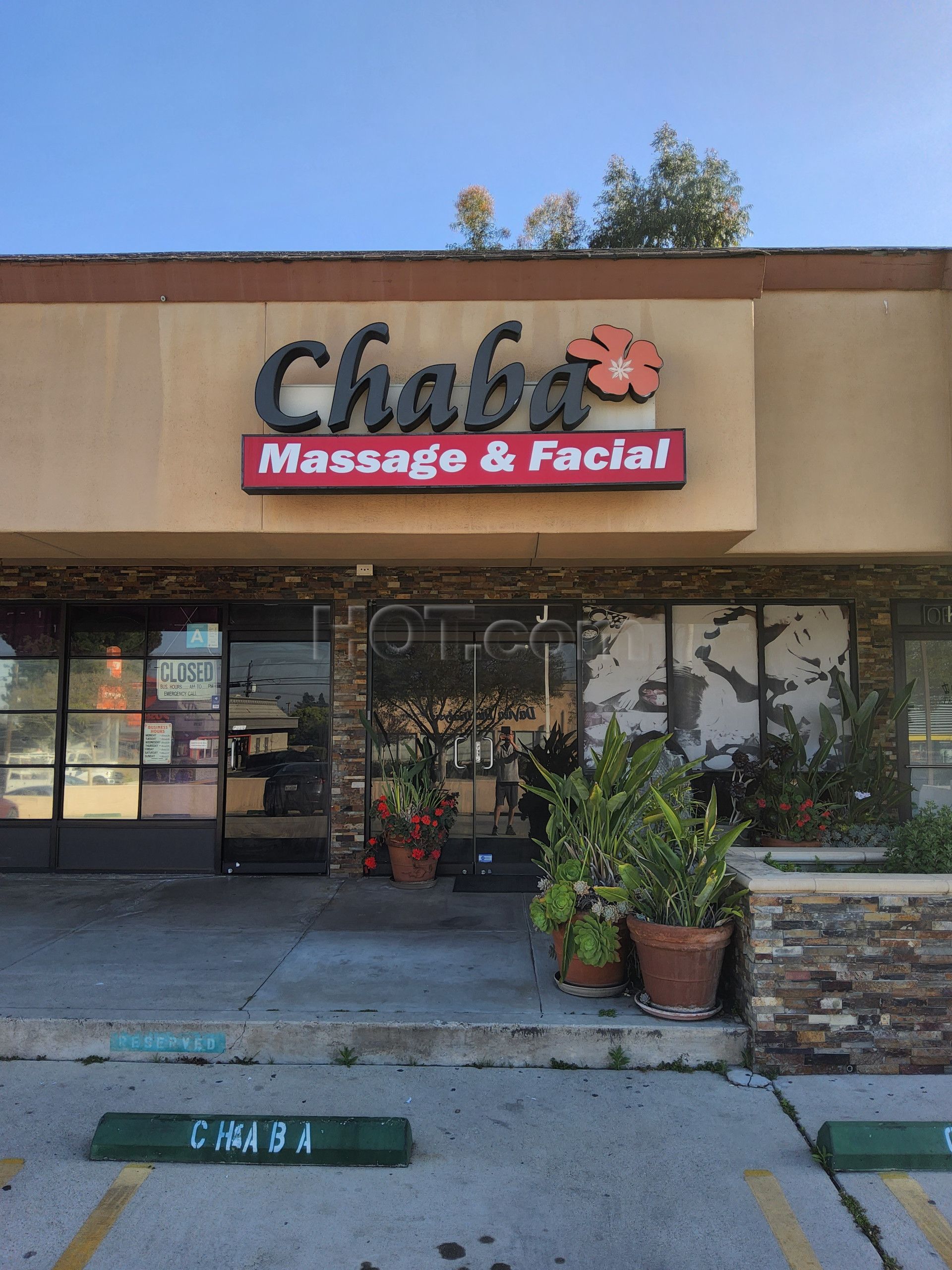 Burbank, California Chaba Thai Spa