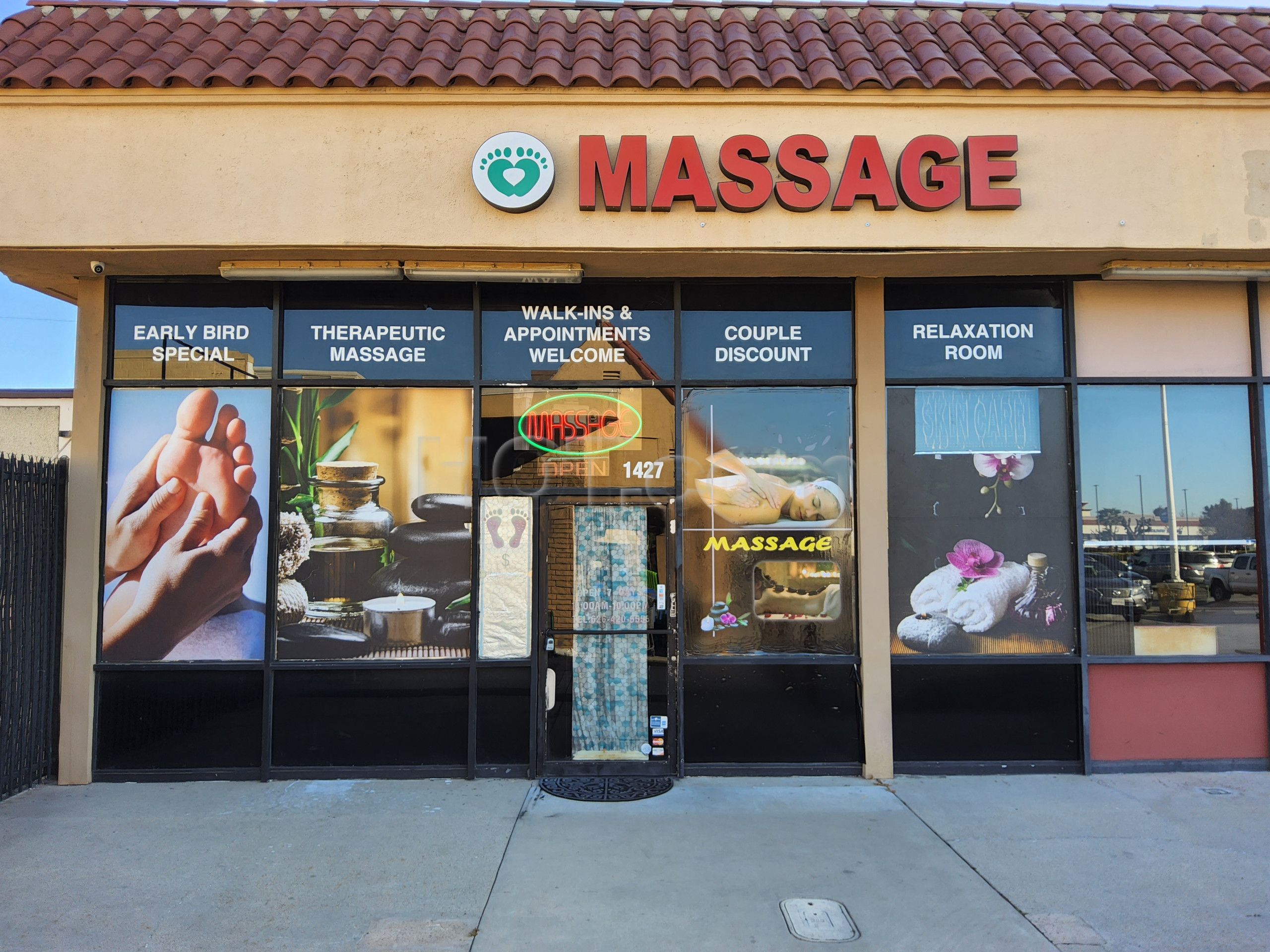 La Puente, California Red Apple Massage Spa