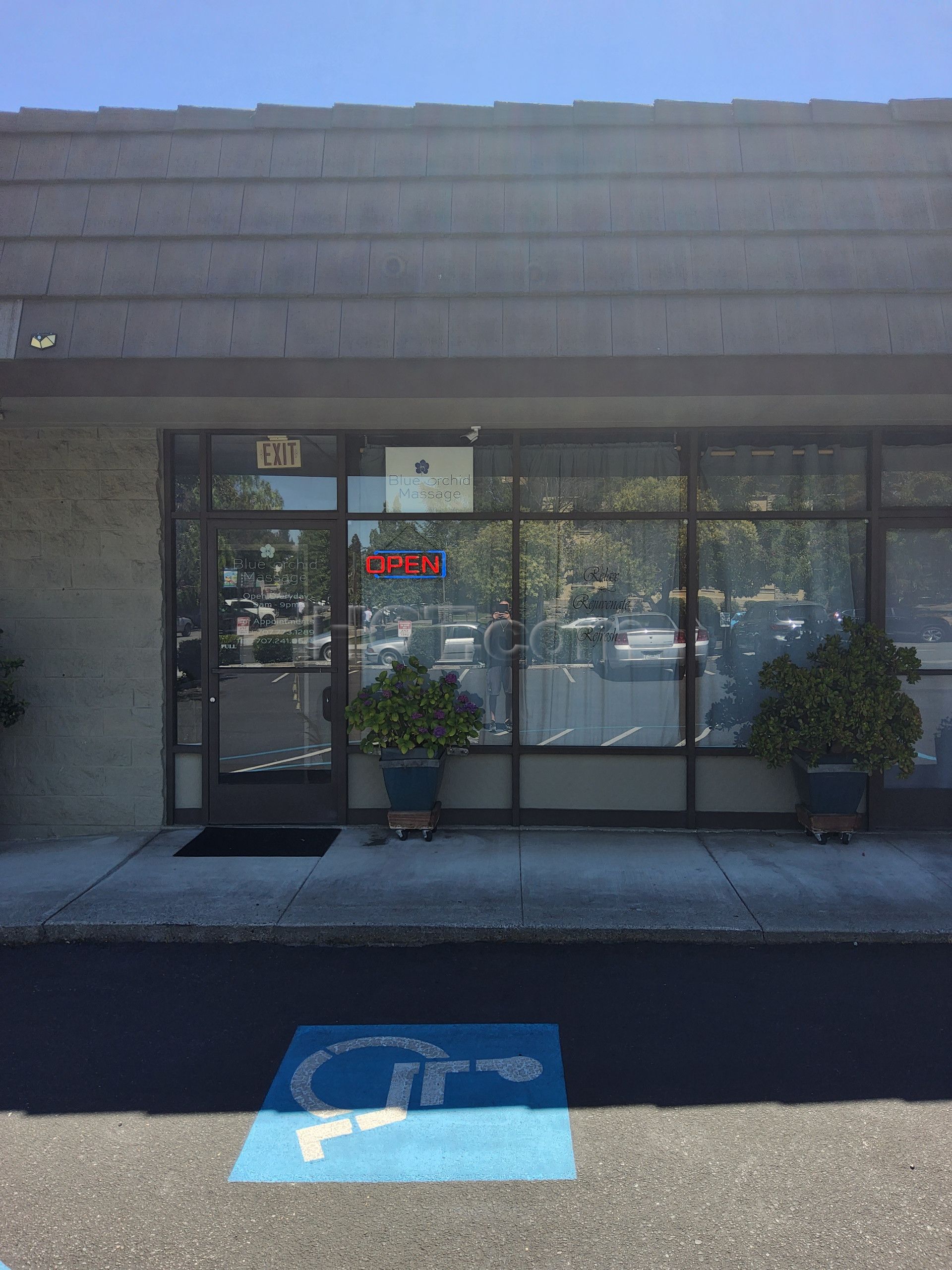 Petaluma, California Blue Orchid Massage