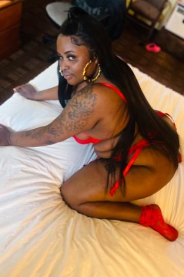 Escorts Oakland, California SUPER SOAKER THROAT DEMON BACKSHOTS AVAILABLE NOW