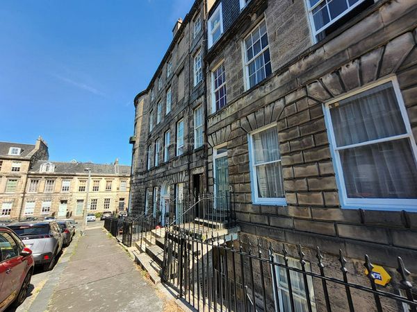 Massage Parlors Edinburgh, Scotland New Town Sauna