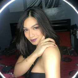 Escorts Manila, Philippines Meet and Camshow only TS Martini