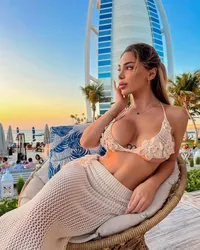 Escorts Dubai, United Arab Emirates Venus