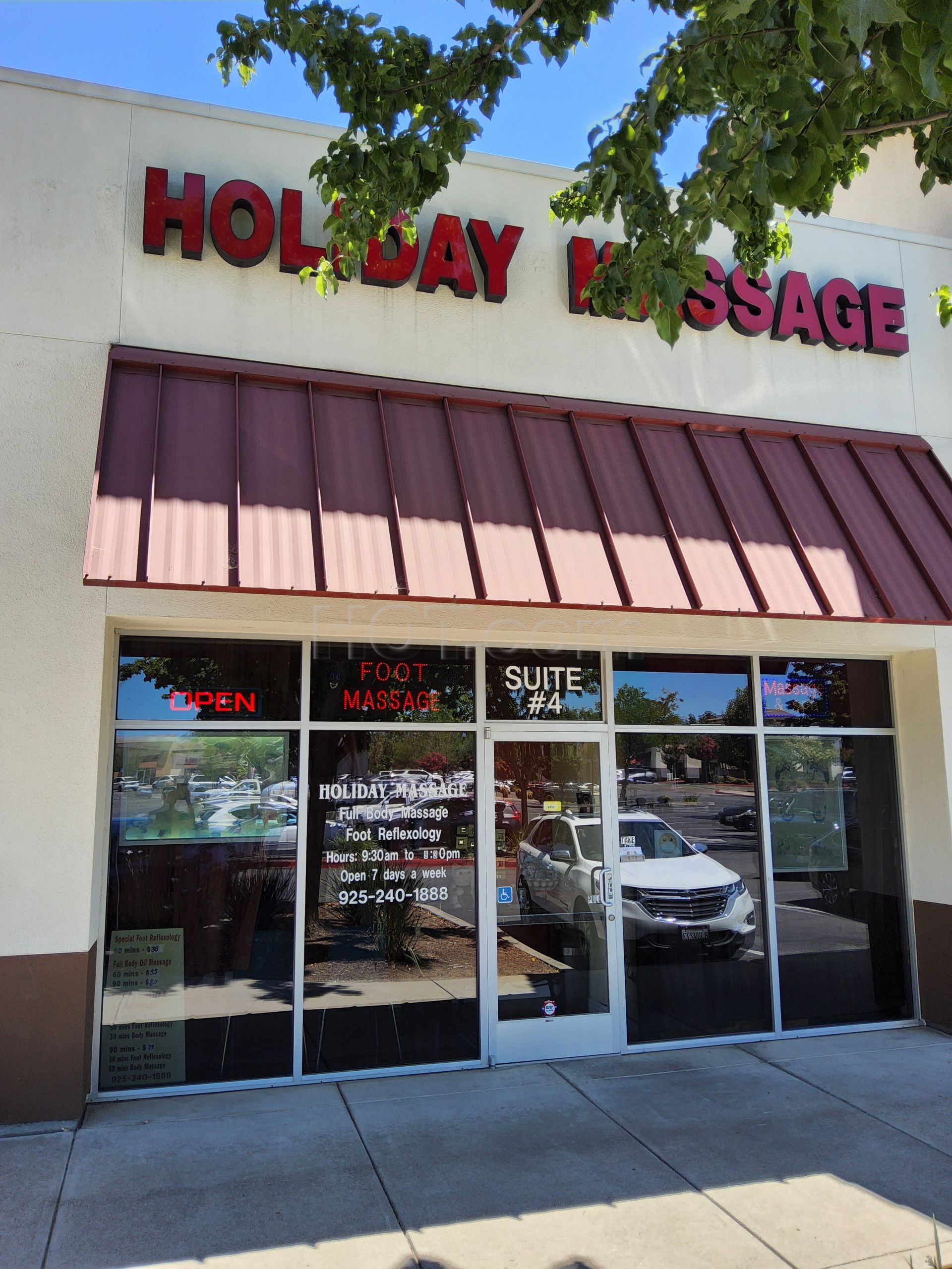 Brentwood, California Holiday Massage