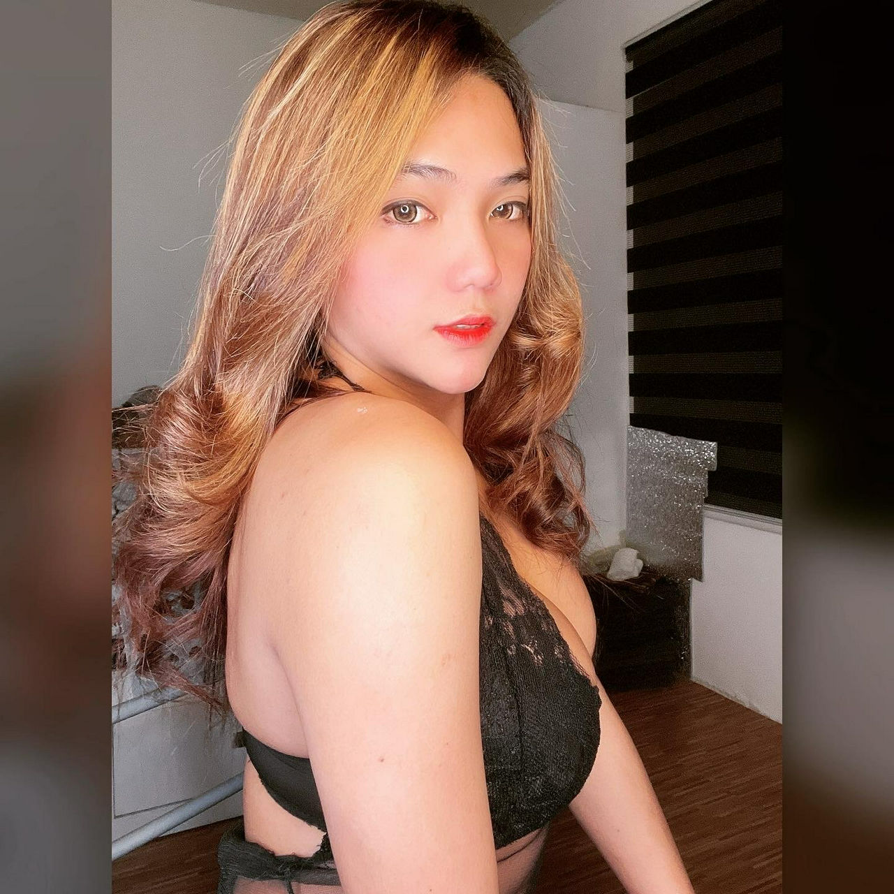 Escorts Makati City, Philippines FULLY FUNCTIONAL HARD FUCKR JUST ARRIVED