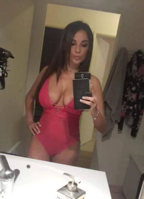 Escorts Sarnia, Ontario Lillian