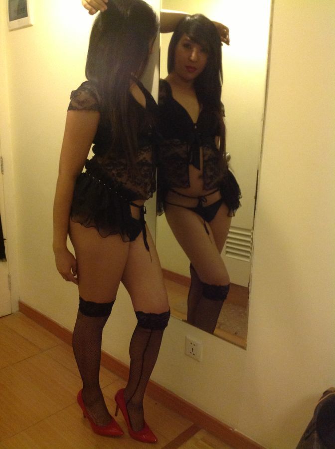 Escorts Makati City, Philippines TRANS CANDY WITH POPPERS