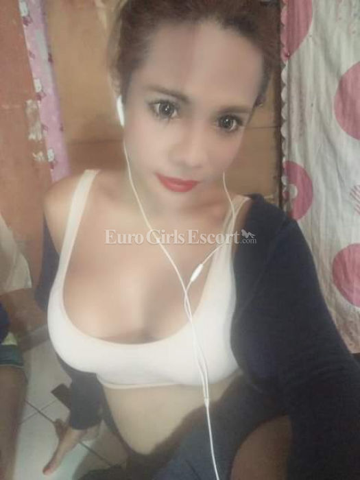 Escorts Makati City, Philippines Jennifer Josa