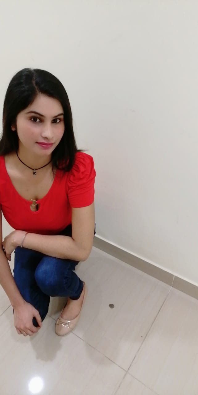 Escorts United Arab Emirates Harshita Indian Girl