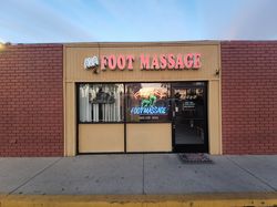 La Mirada, California Ava Foot Massage